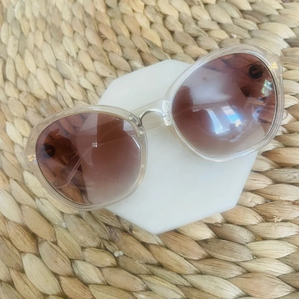 Tory Burch Transparent Sunglasses - Picture 3 of 7